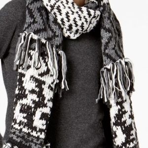 Nwot-Women's Winter wrap/shawl